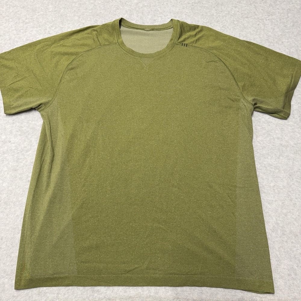 Lululemon Metal Vent Tech Shirt Mens 2XL Green Short Sleeve Athletic Performance